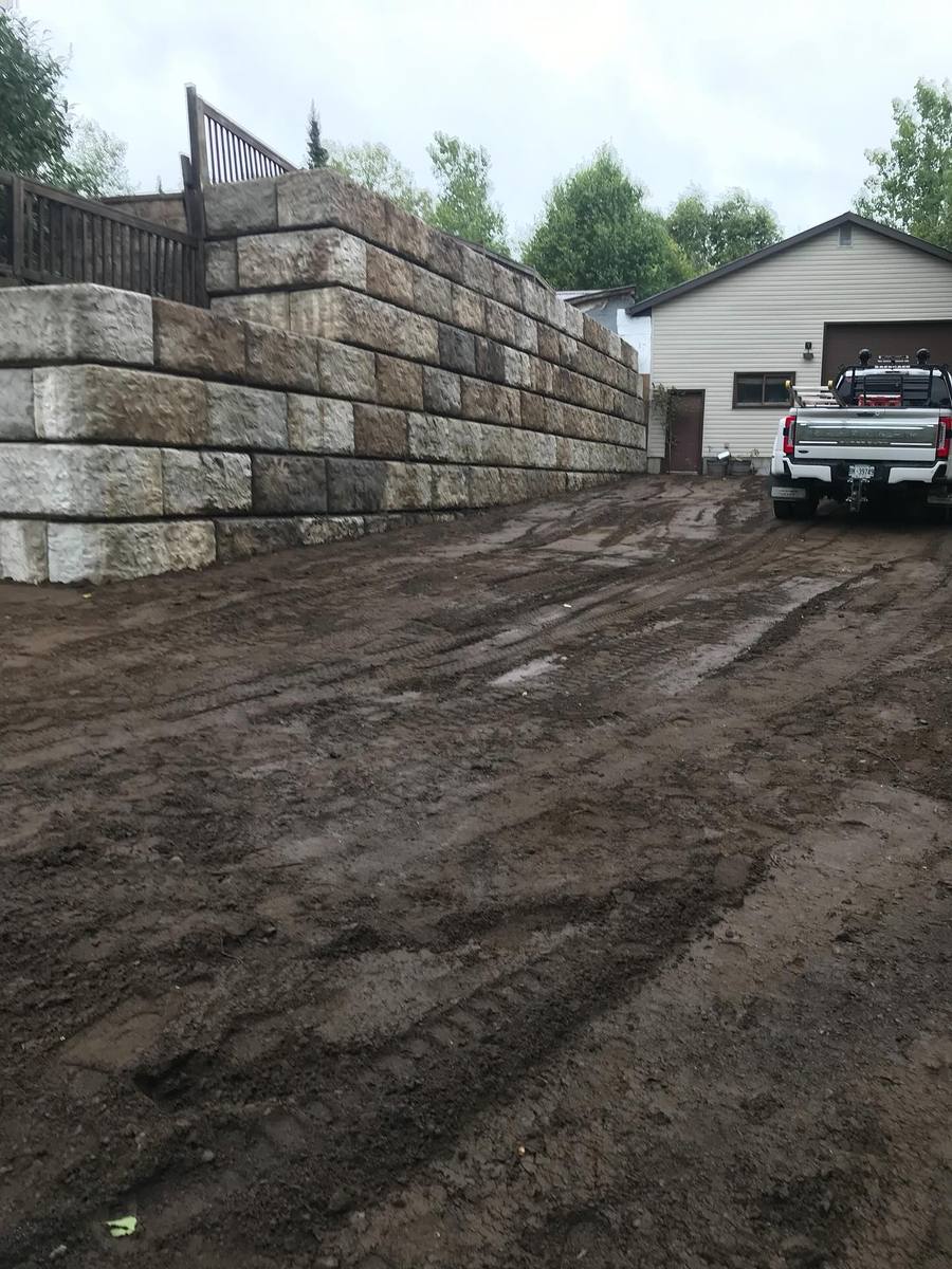 Retaining wall